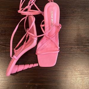 Sexy design heel in pink!